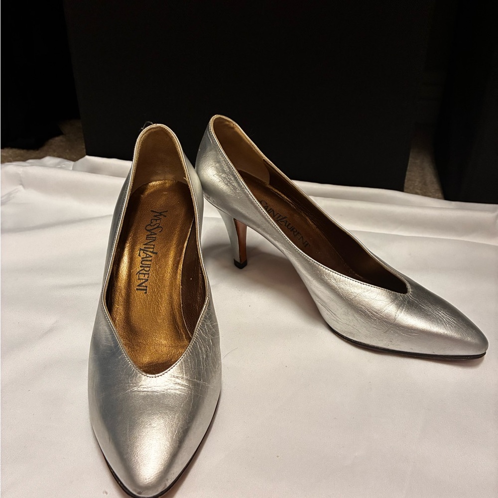 Yves Saint Laurent Metallic Silver Heels